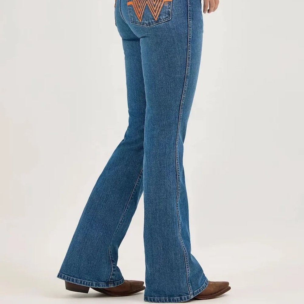 Wrangler X Whataburger Bailey Flare Jean - Picture 3 of 9